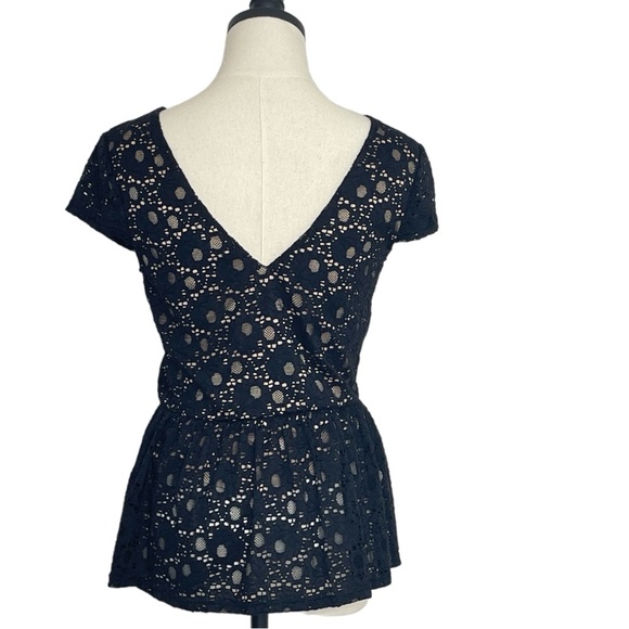 Alya Pullover Top Deep V in back Black and Tan Size Medium  D1220 - Picture 8 of 11